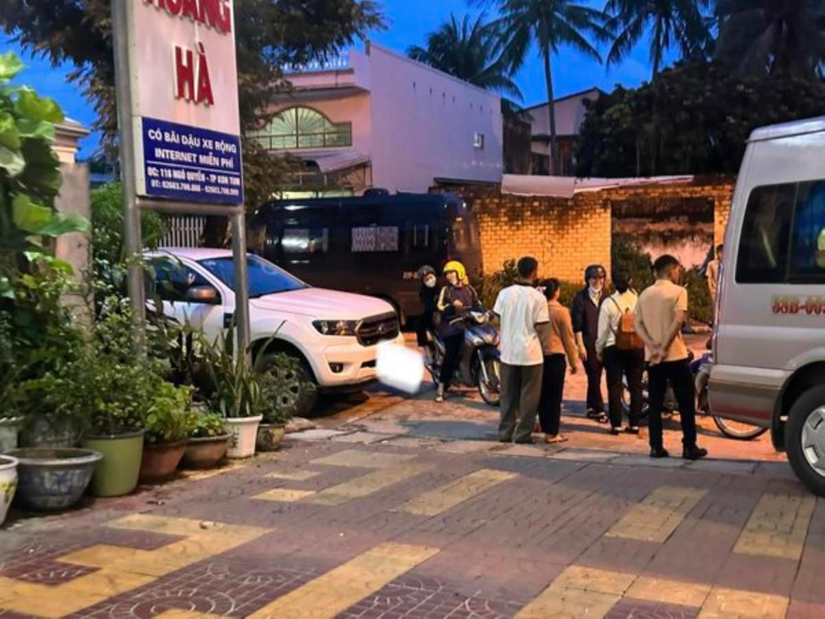 Truc Hoang Ha Hotel Kon Tum Exterior photo